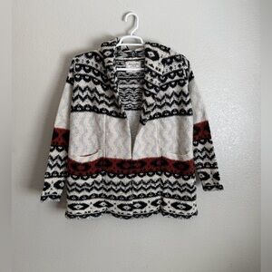 Abercrombie and fitch women’s Aztec print hooded cardigan size M